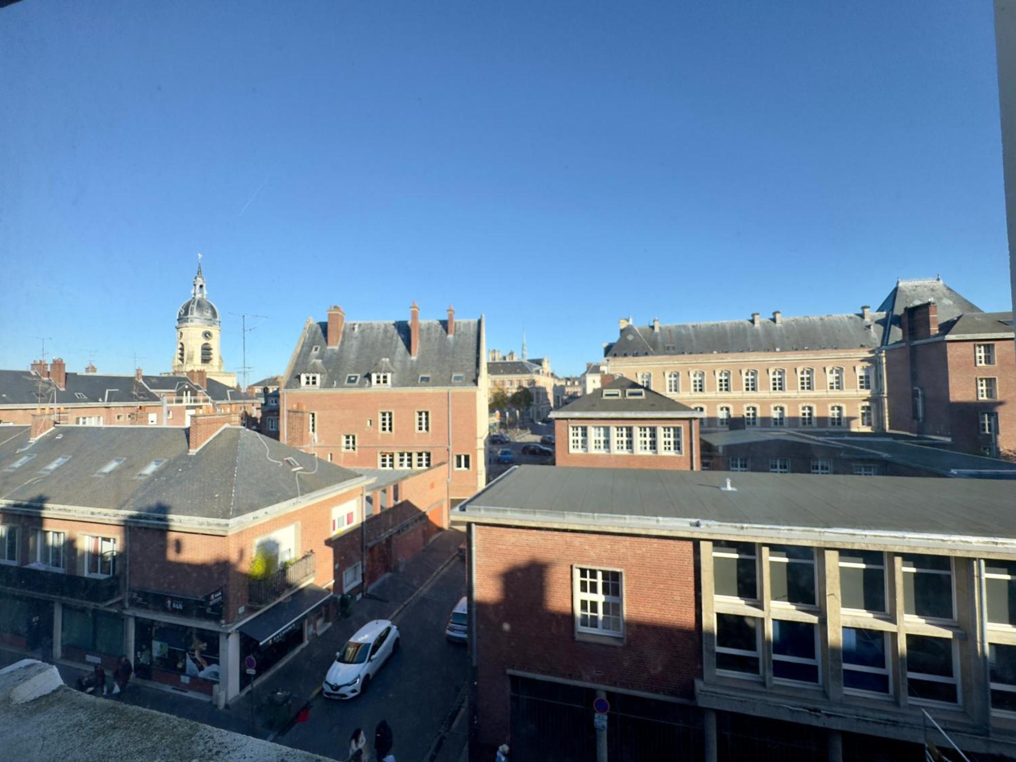 Vue Cathedrale, Beffroi, Netflix En Hyper Centre Daire Amiens Dış mekan fotoğraf